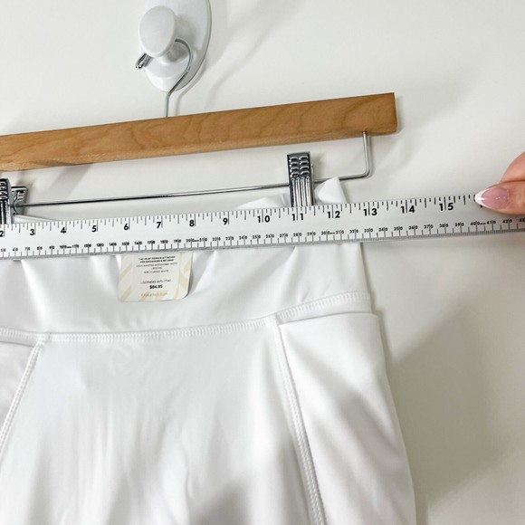 Fabletics High Waisted Motion365 Moto Leggings Women Activewear White Medium NEW - Picture 7 of 12